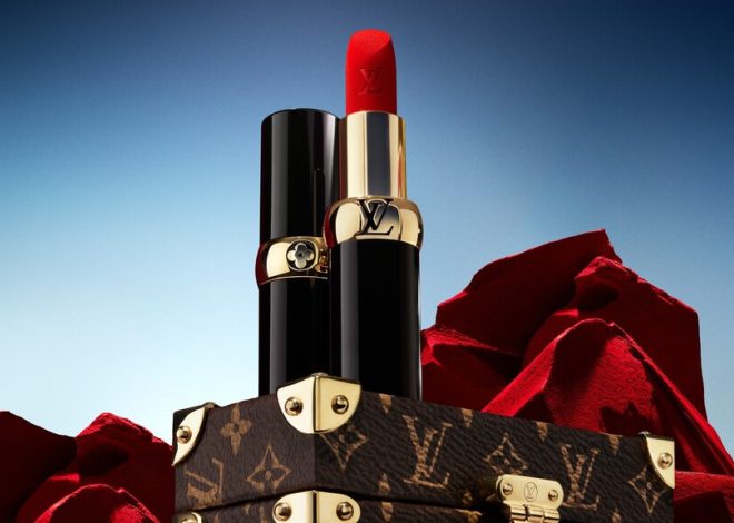 El iPhone de las barras de labios es de Louis Vuitton y esperan venderlos como churros: «los clientes están entusiasmados»